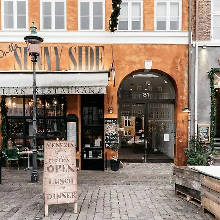 Beautiful In Nyhavn 120 Sqm Copenhagen