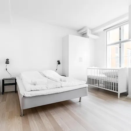 Beautiful In Nyhavn 120 Sqm Copenhagen